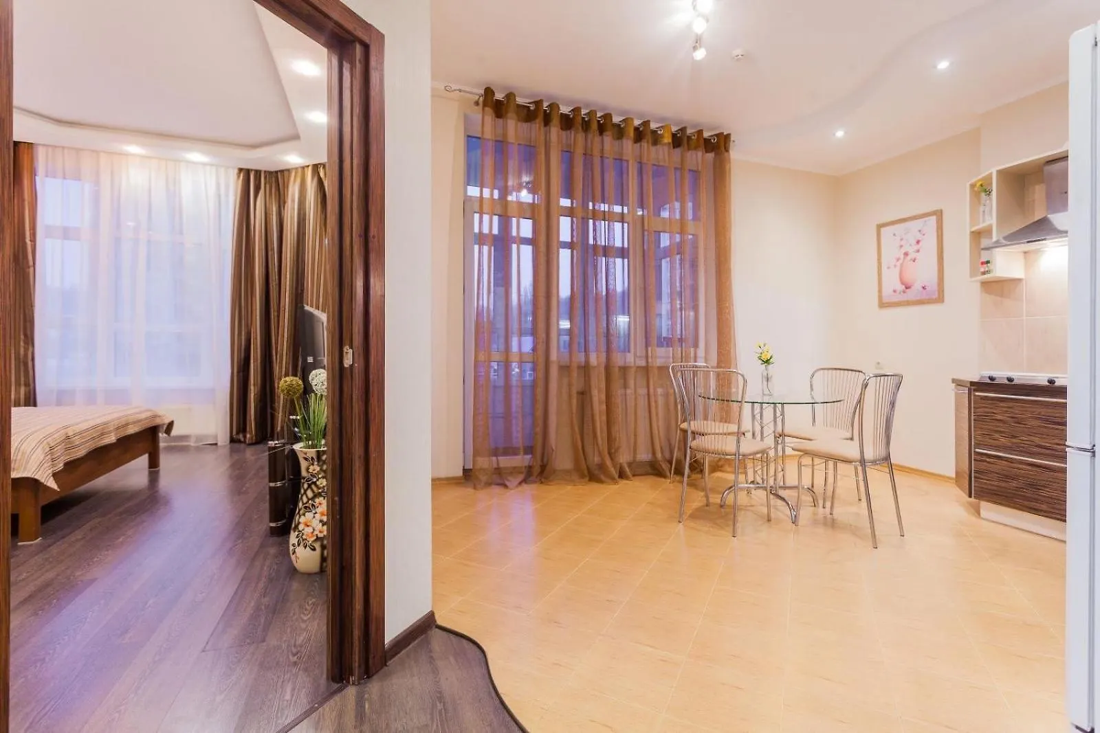 Navit Apartments With Breakfast,Near The Railway Station, The City Center, The Park Kiev