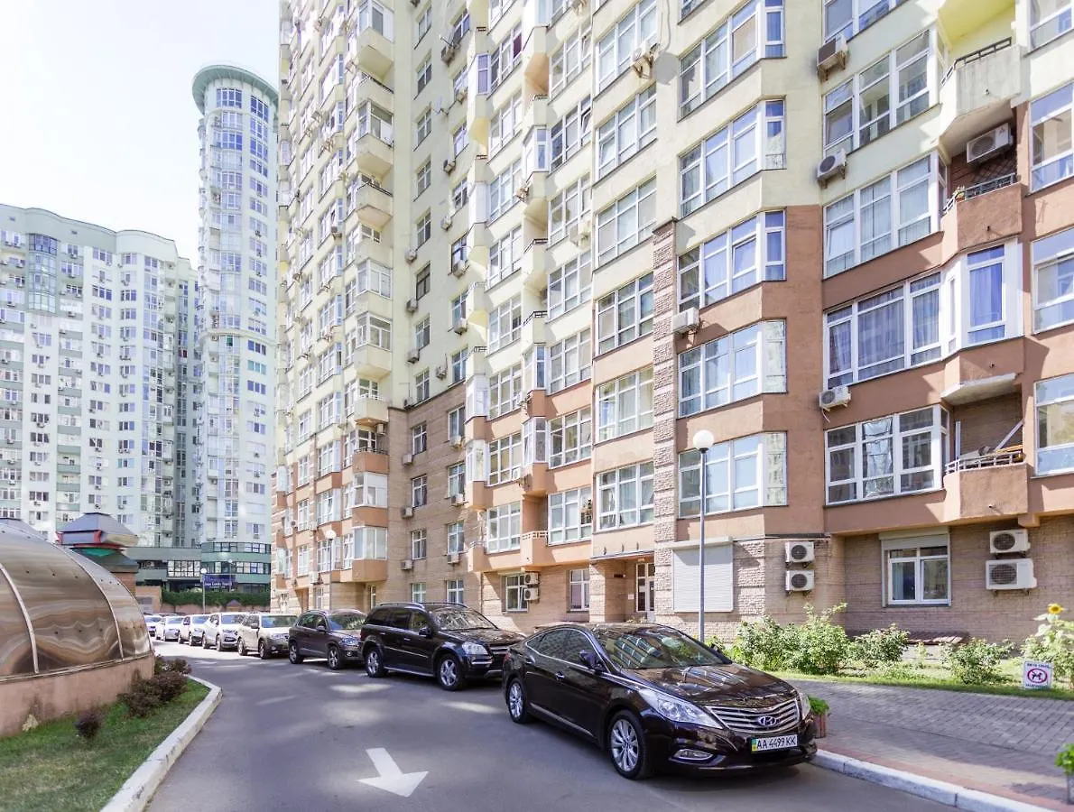 Navit Apartments With Breakfast,Near The Railway Station, The City Center, The Park Kiev 0*,  Ucrania